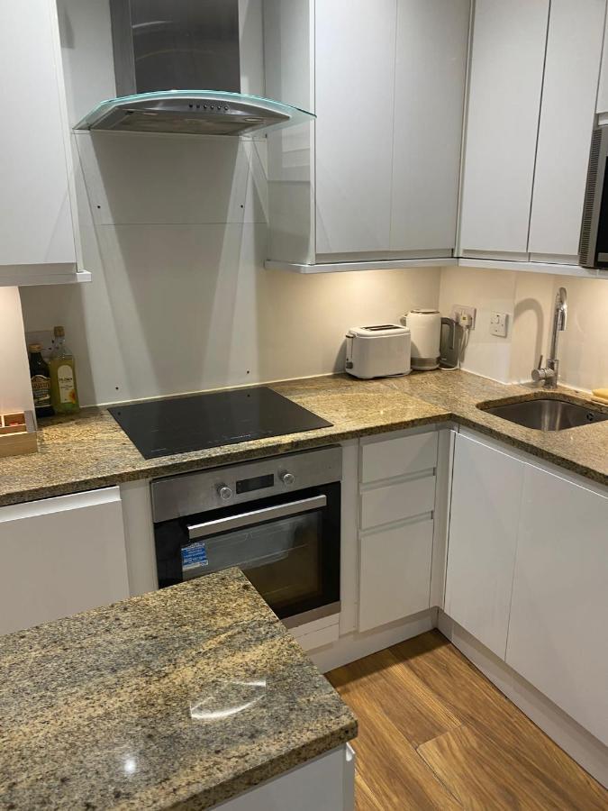 Appartement Stunning 2 Bed Flat In Ladbroke Grove à Londres Extérieur photo